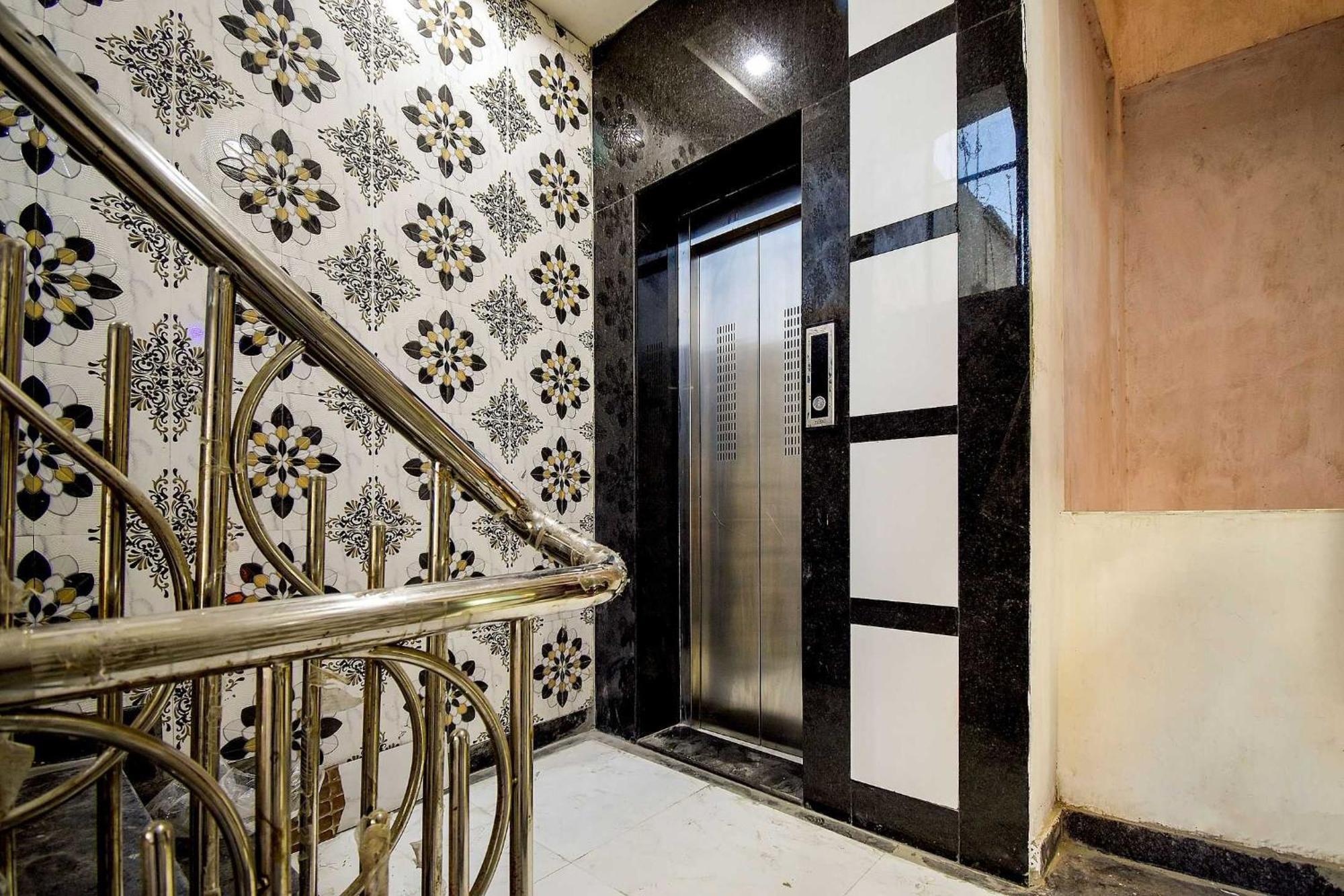 Oyo Flagship Mariyam Service Apartments Nagpur Exterior photo